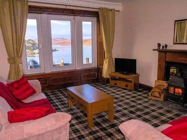 Mccaig\'S Tower Apartment